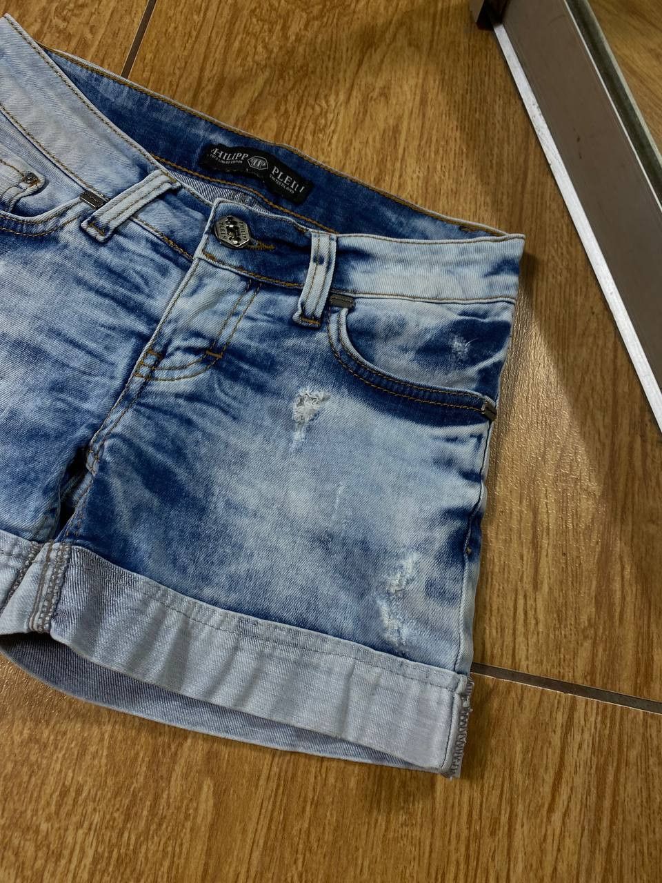 Philipp Plein Philipp Plein Skull Logo Denim Shorts Size US 26 / EU 42 - 2 Thumbnail