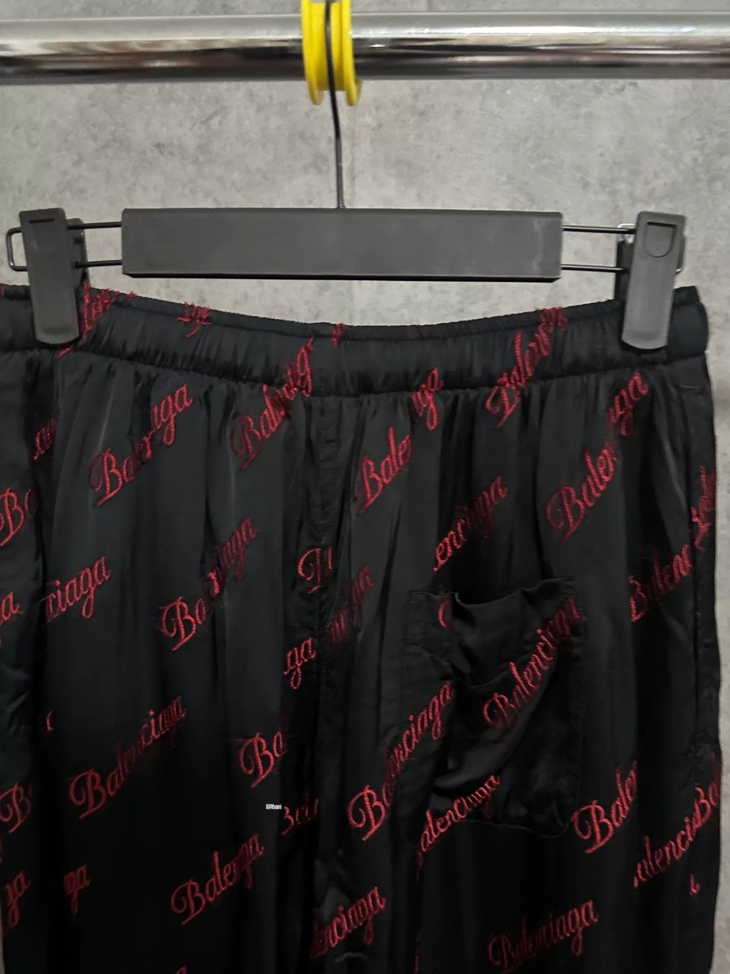 Balenciaga Balenciaga All-Over Print Embroidered Silk Pants Size US 28 / EU 44 - 5 Thumbnail