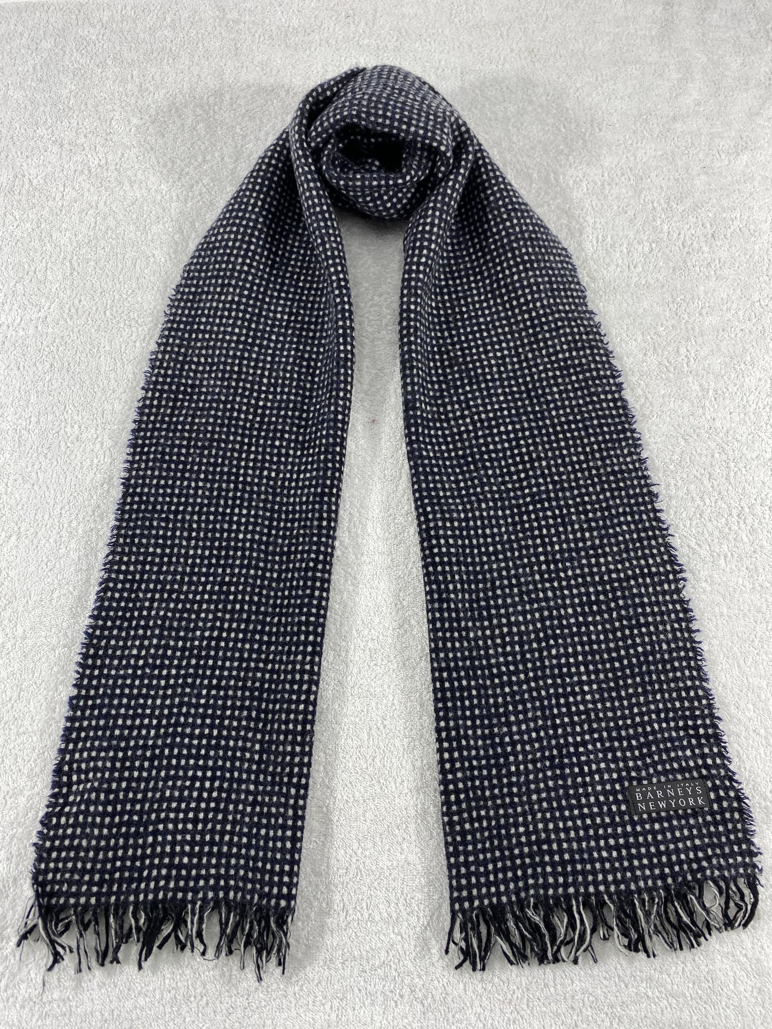 Barneys New York Vintage Barneys New York Scarf/Muffler/Neckwear MF810 Size ONE SIZE - 1 Thumbnail