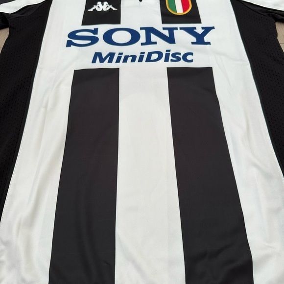 Kappa Zinedine Zidane Juventus 97/98 Home Retro Black Soccer Jerse Size US XL / EU 56 / 4 - 10 Thumbnail