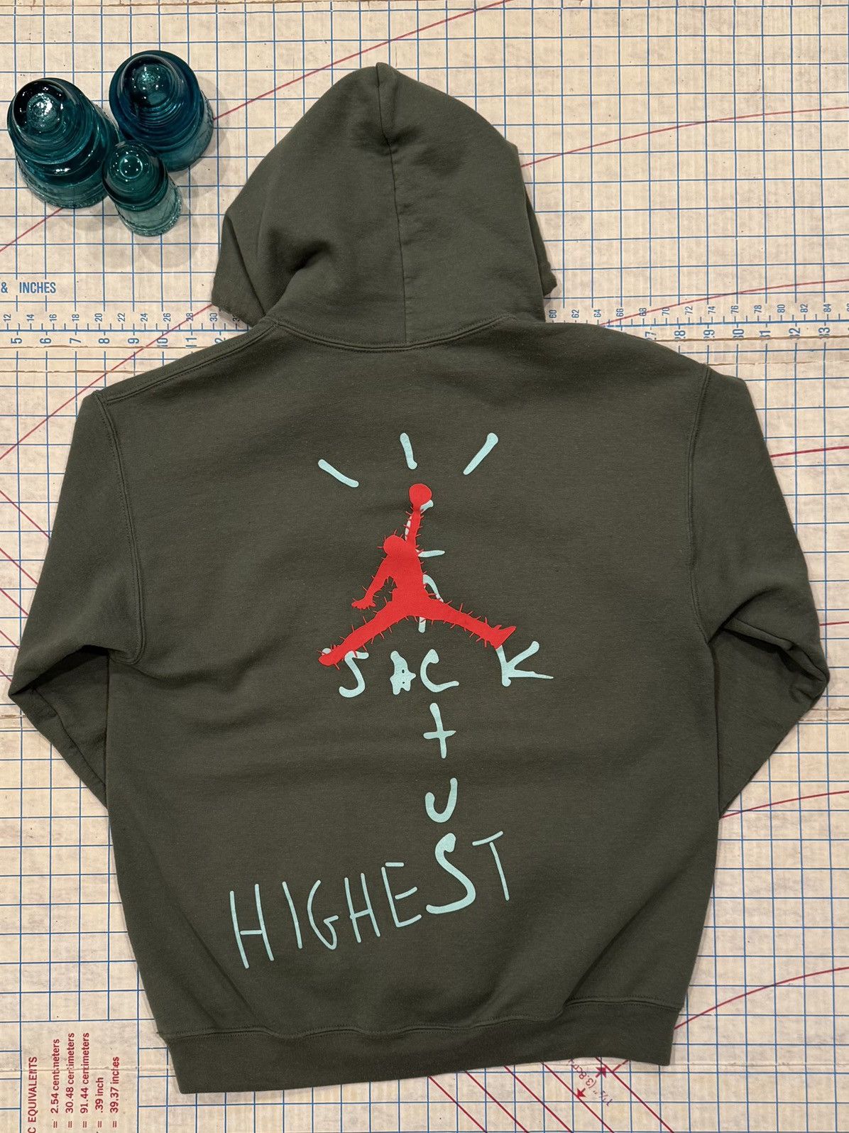 Travis Scott Travis Scott x Jordan Nike Air Cactus Jack Hoodie Mens Med Size US M / EU 48-50 / 2 - 6 Thumbnail