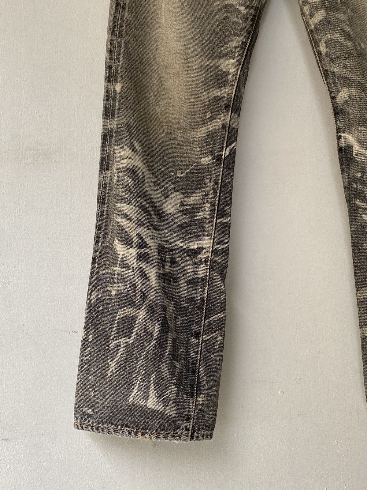 Japanese Brand × Vintage BLEACHING 1990s Denime Distressed FadeBlack Jeans Size US 29 - 8 Thumbnail
