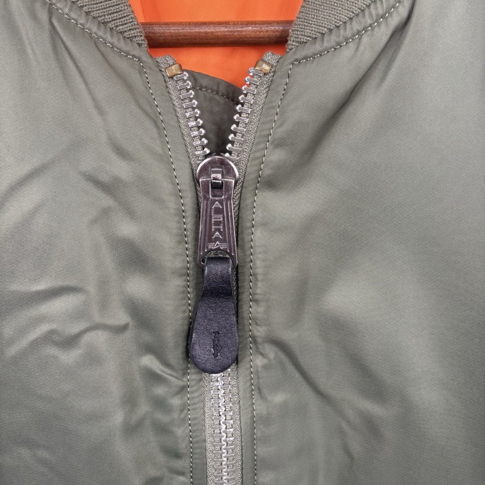 Alpha Industries Alpha Industries Bomber Jacket Mens Small Green USAF Size US S / EU 44-46 / 1 - 5 Thumbnail