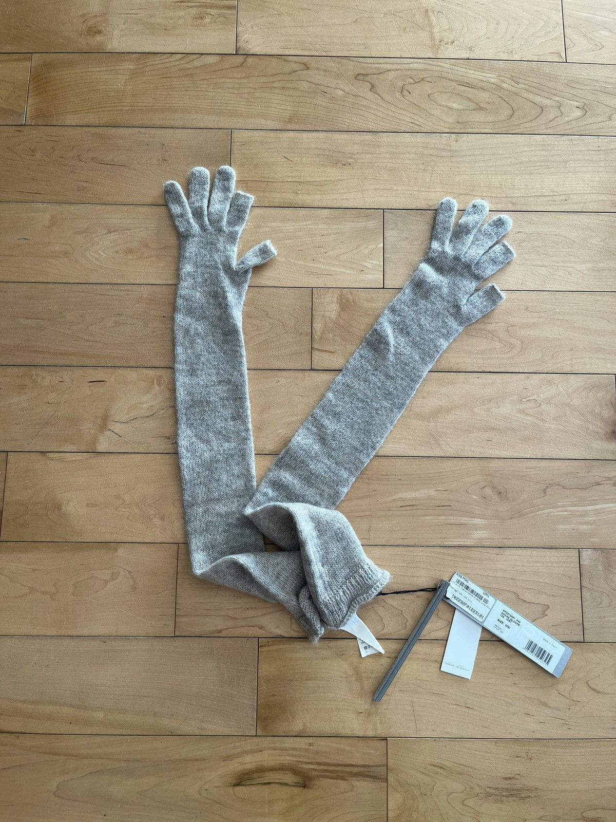 Rick Owens NWT - Rick Owens Superkid Mohair Long Gloves | Grailed