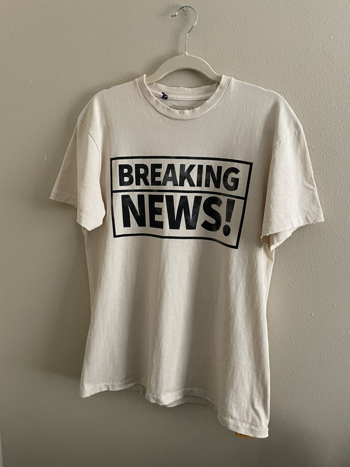 Gallery Dept. ‘Breaking News!’ Tee Size US M / EU 48-50 / 2 - 2 Thumbnail