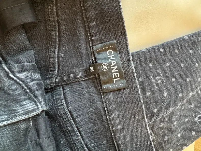 Chanel Chanel Black small double C narrow-footed jeans Size 38" / US 16 / IT 52 - 5 Thumbnail