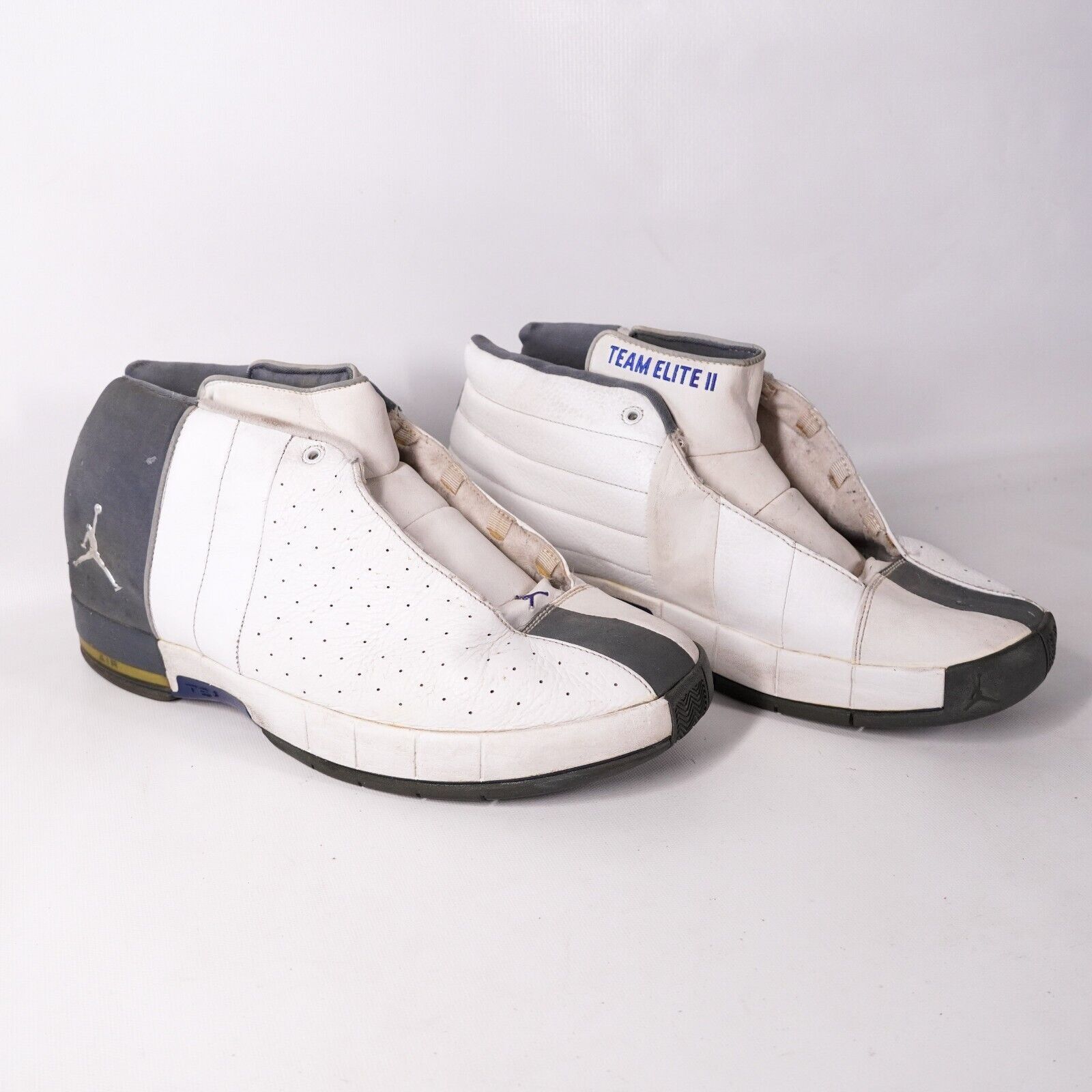Jordan Brand Air Jordan Retro Athletic Hi-Top Sneakers Mens 11.5 Shoes Size US 11.5 / EU 44-45 - 1 Thumbnail