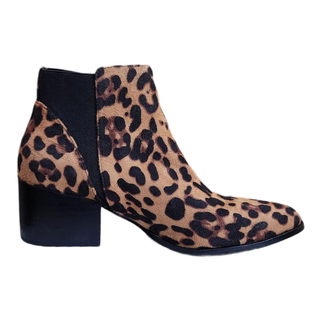 Chinese Laundry Chinese Laundry Finn Leopard Print Ankle Bootie Women’s 6.5 Size US 6.5 / IT 36.5 - 9 Thumbnail