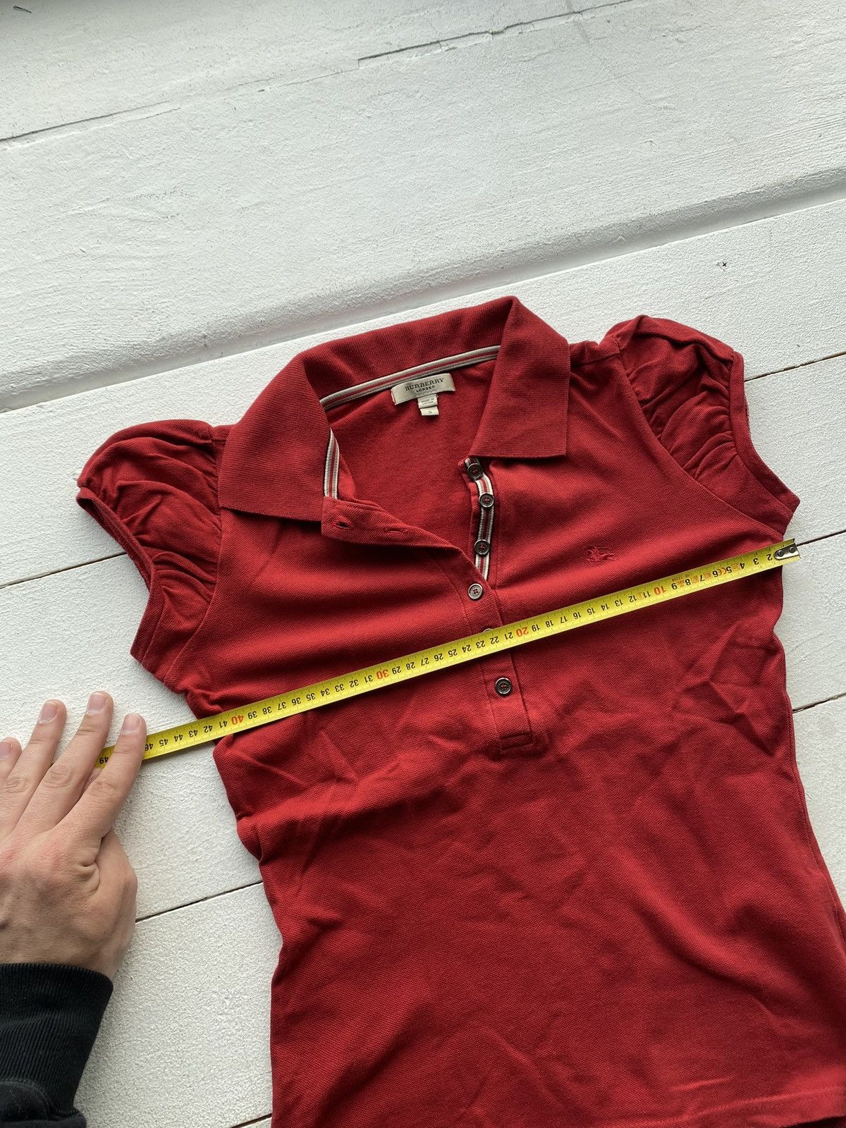 Burberry × Designer × Vintage Luxury Burberry Red Womens Designer Polos Shirt Rare Size S / US 4 / IT 40 - 8 Thumbnail