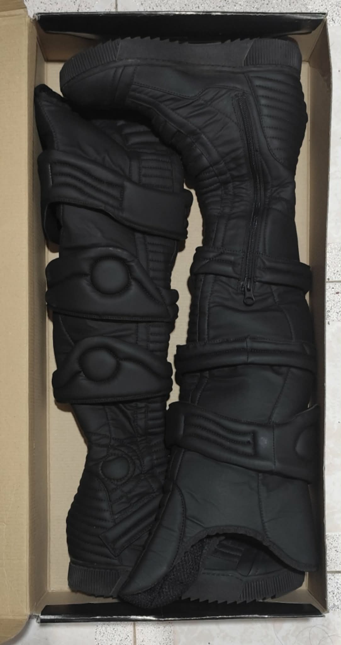 Demobaza BOOTS LONG STARGATE Size US 5 / IT 35 - 1 Thumbnail