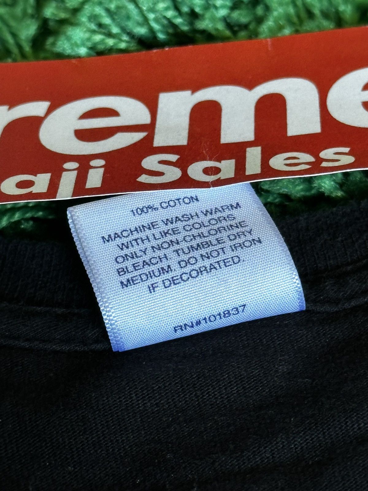 Supreme Supreme FW18 Life Sucks Die Tee Black Size US L / EU 52-54 / 3 - 4 Thumbnail
