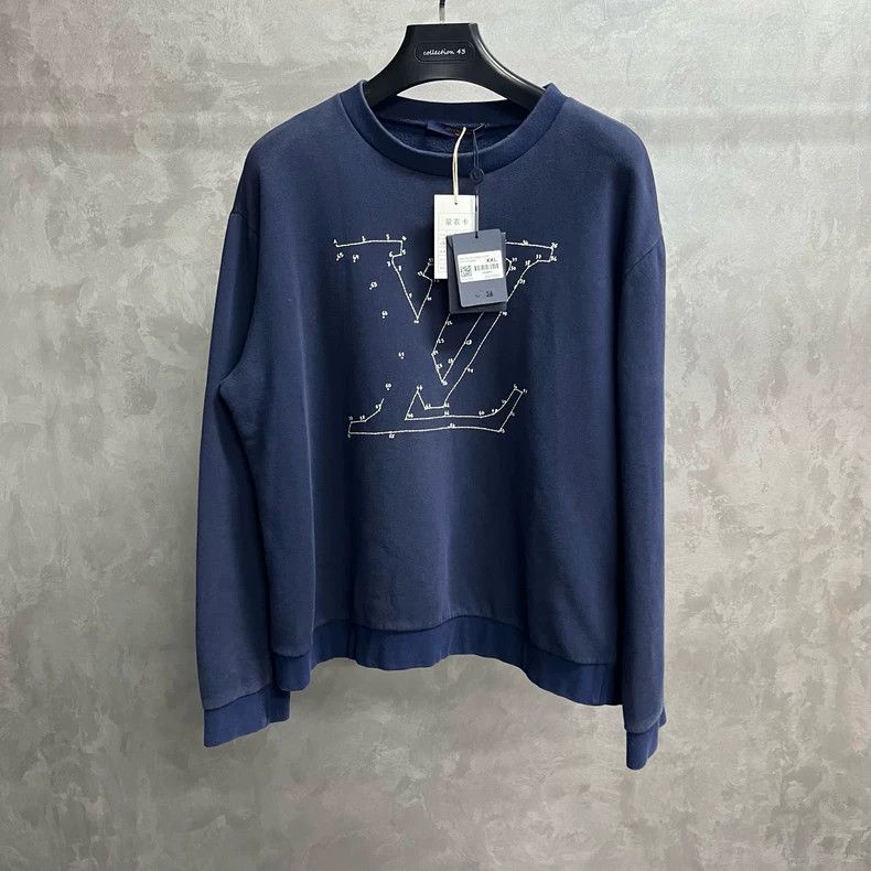 Louis Vuitton Louis Vuitton Classic pullover crewneck sweatshirt with na Size US XXL / EU 58 / 5 - 1 Thumbnail