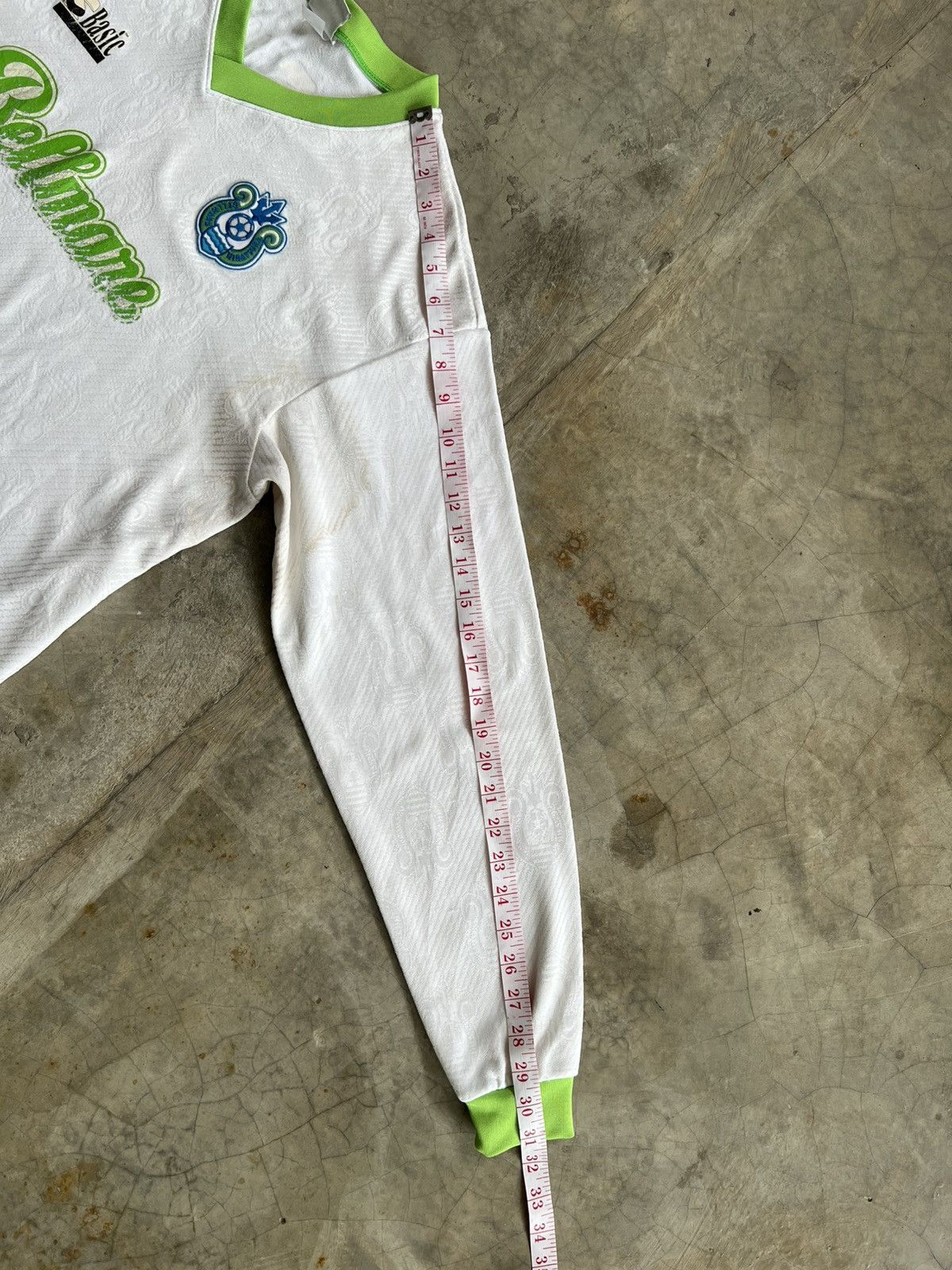 Japanese Brand 90’s Bellmare Hiratsuka Japan Vintage Jersey Size US L / EU 52-54 / 3 - 9 Thumbnail