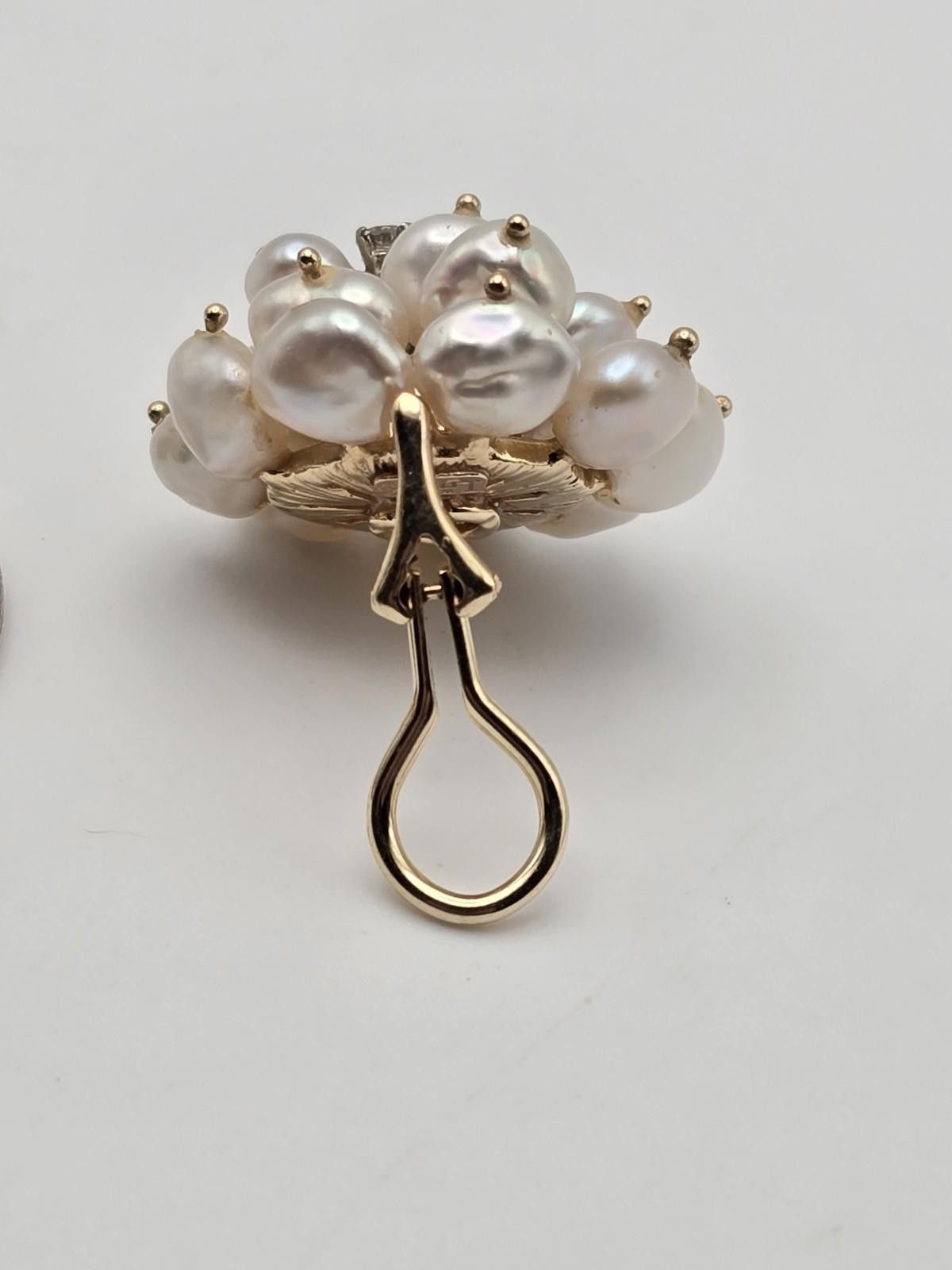Other Vintage 14k Yellow Gold Pearl Cluster Earrings w/ Diamonds Size ONE SIZE - 9 Thumbnail