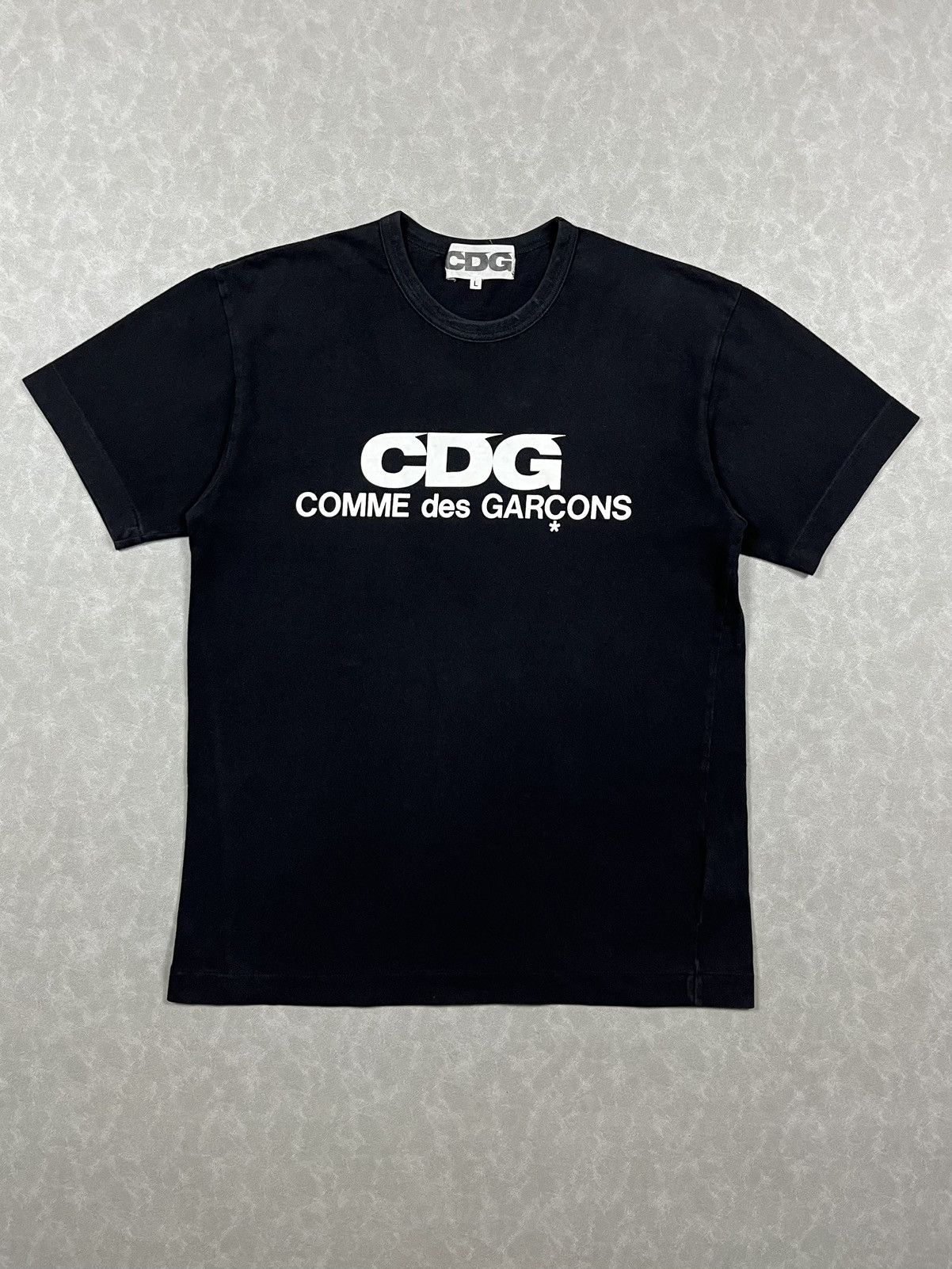Comme des Garcons Comme Des Garcons big logo tee Size US M / EU 48-50 / 2 - 1 Thumbnail