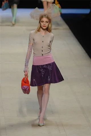 Louis Vuitton Louis Vuitton SS 08 Runway Skirt Size 27" / US 4 / IT 40 - 4 Thumbnail
