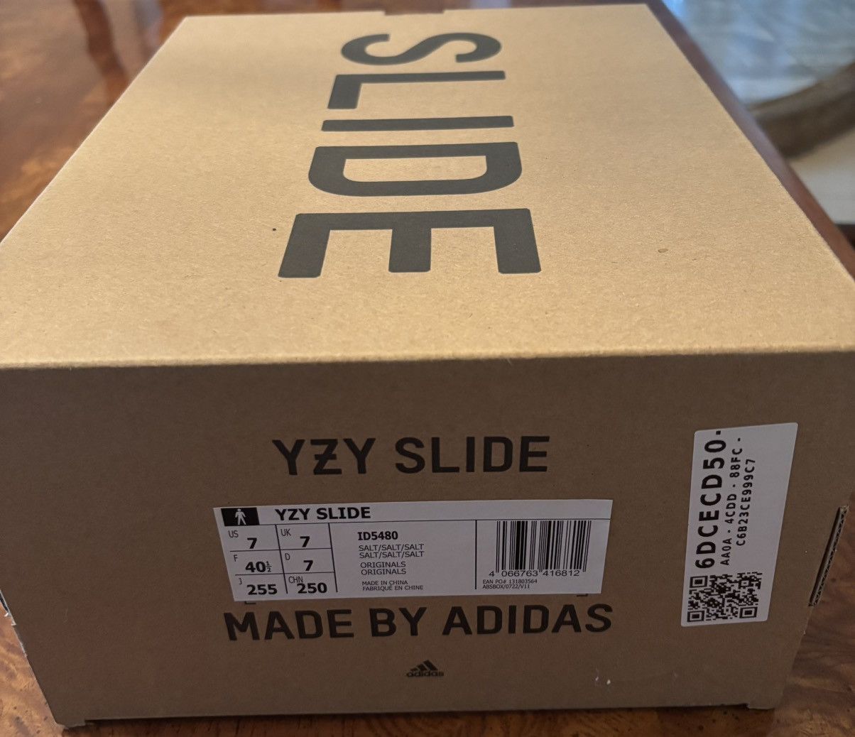 Yeezy Adidas Yeezy Slides 'Salt' Size US 7 / EU 40 - 9 Thumbnail