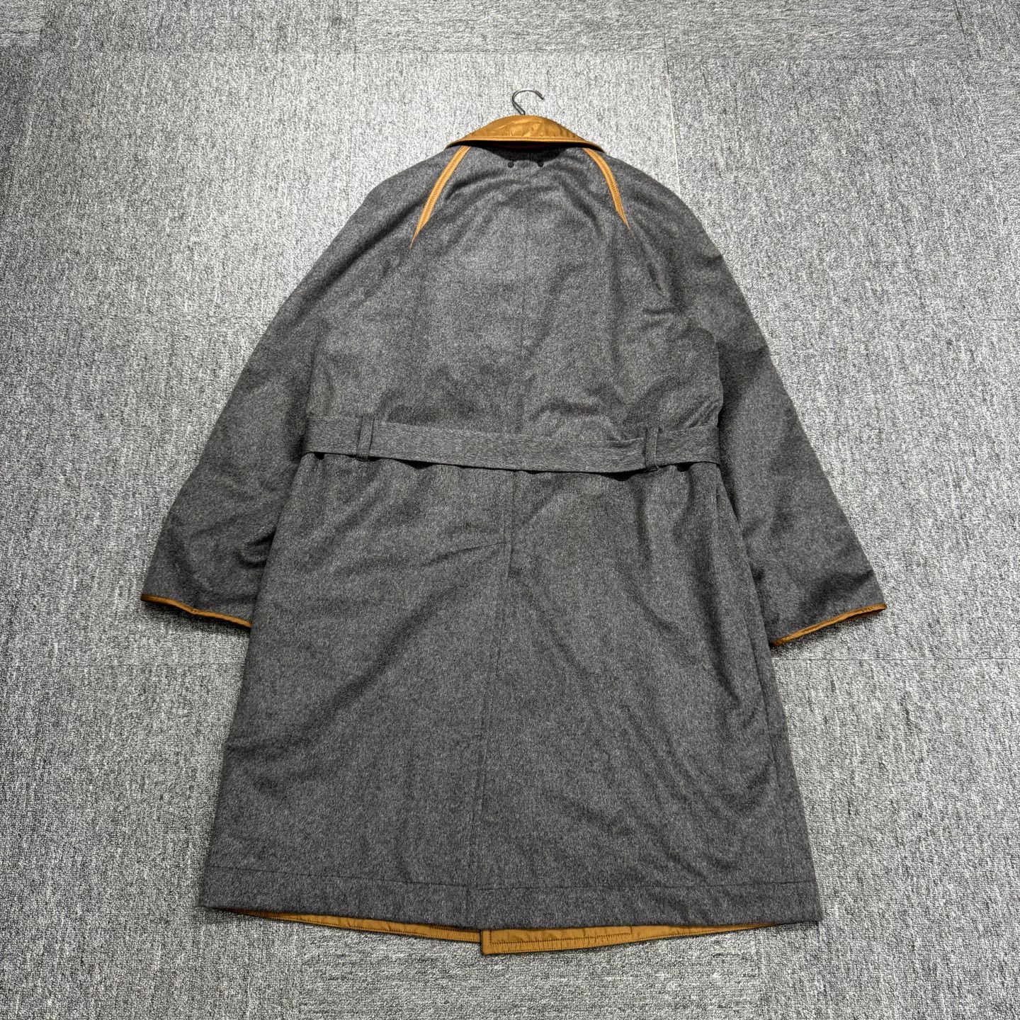 Louis Vuitton louis vuitton lv cashmere silk overcoat mint Size US M / EU 48-50 / 2 - 5 Thumbnail