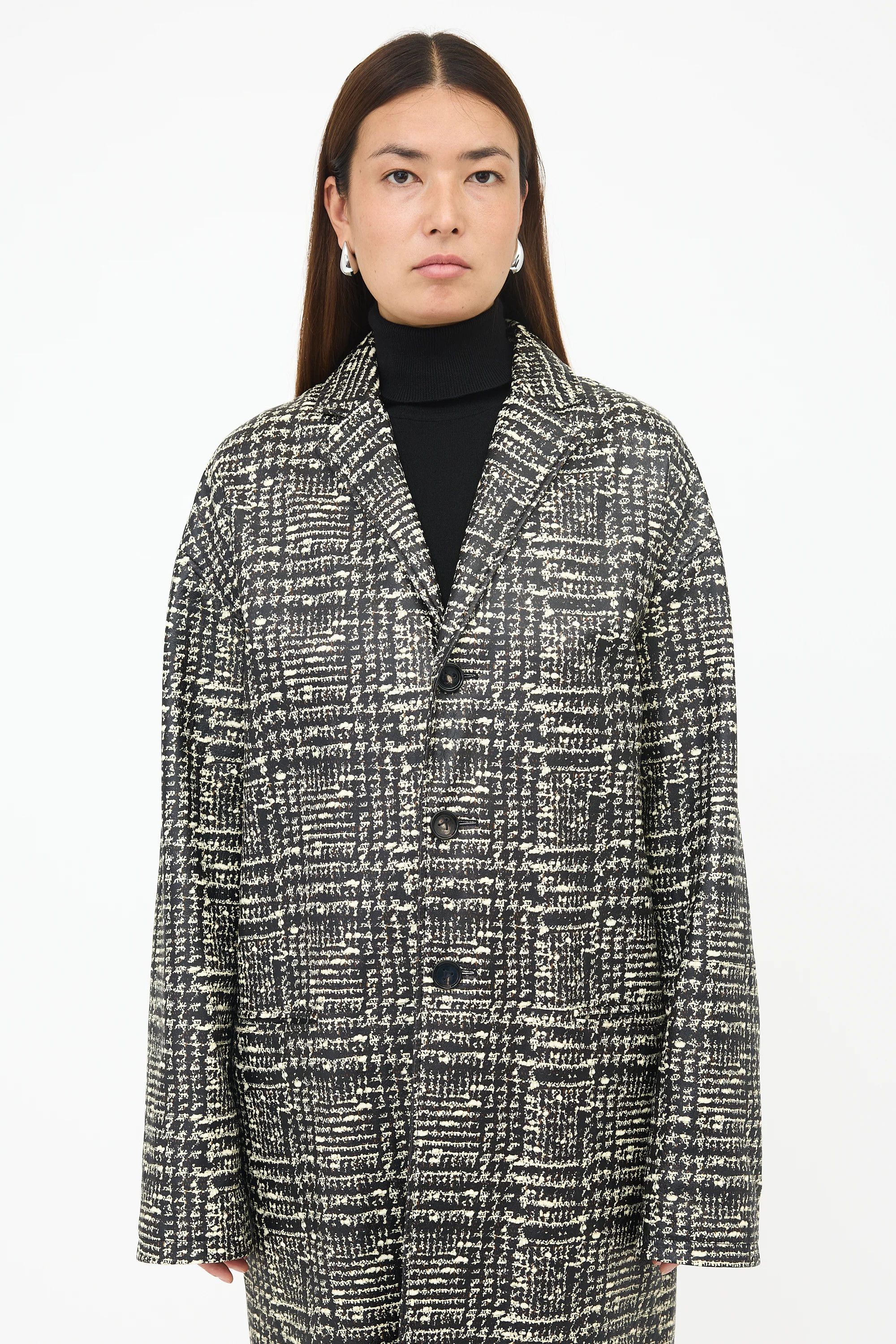Bottega Veneta Printed Leather Prince of Wales Coat Size M / US 6-8 / IT 42-44 - 4 Thumbnail