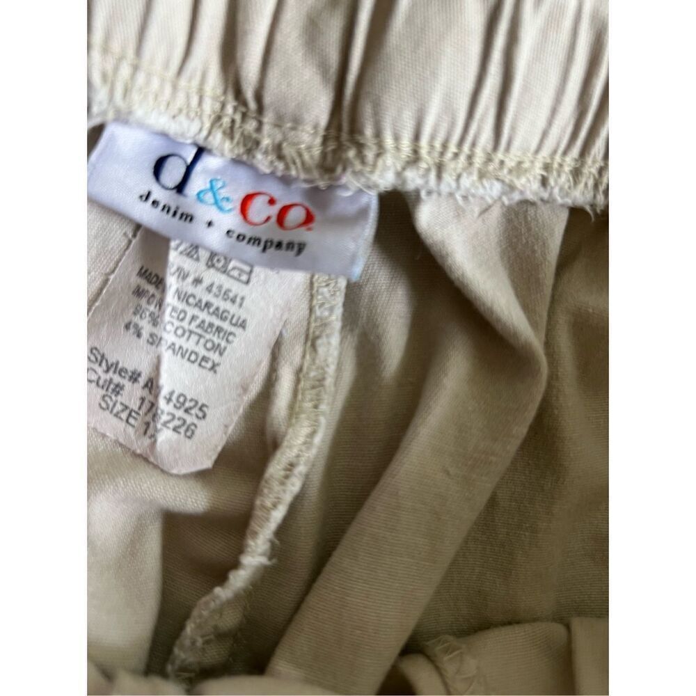 Denim & Co. Denim & Company D& Co. khaki Capri pants size 1X Size 38" / US 16 / IT 52 - 4 Thumbnail