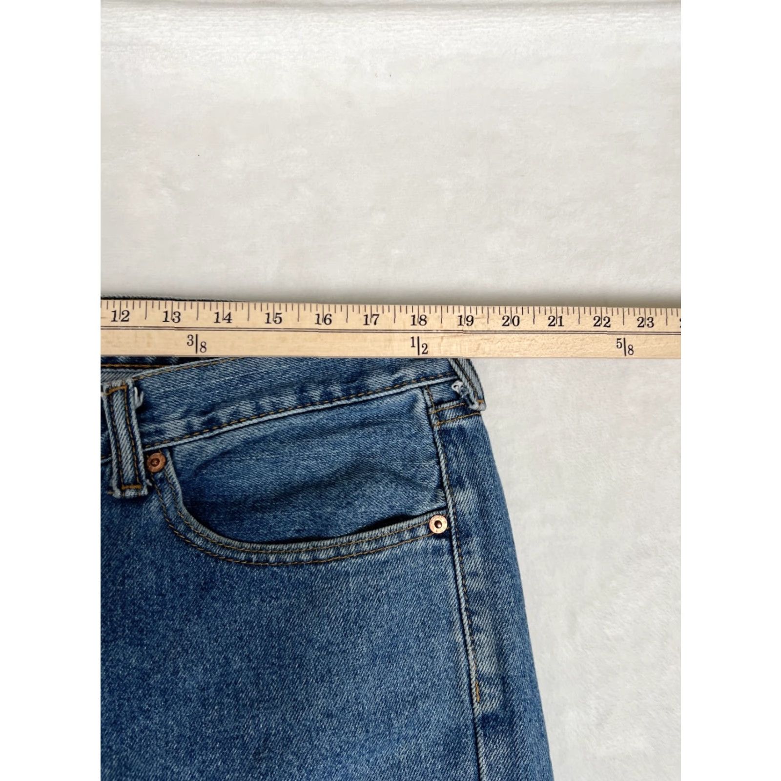 Levi's VINTAGE Levi’s 505 Blue Denim Jeans Size 38x32 Made in Mexico Medium Wash Size US 38 / EU 54 - 4 Thumbnail
