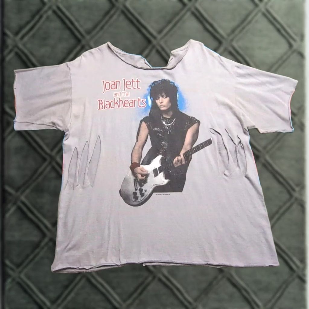 Thrasher VINTAGE Joan Jett And The Black Hearts Shirt Tour 1984 XL Gray Chopped Thrashed Size US XL / EU 56 / 4 - 1 Thumbnail