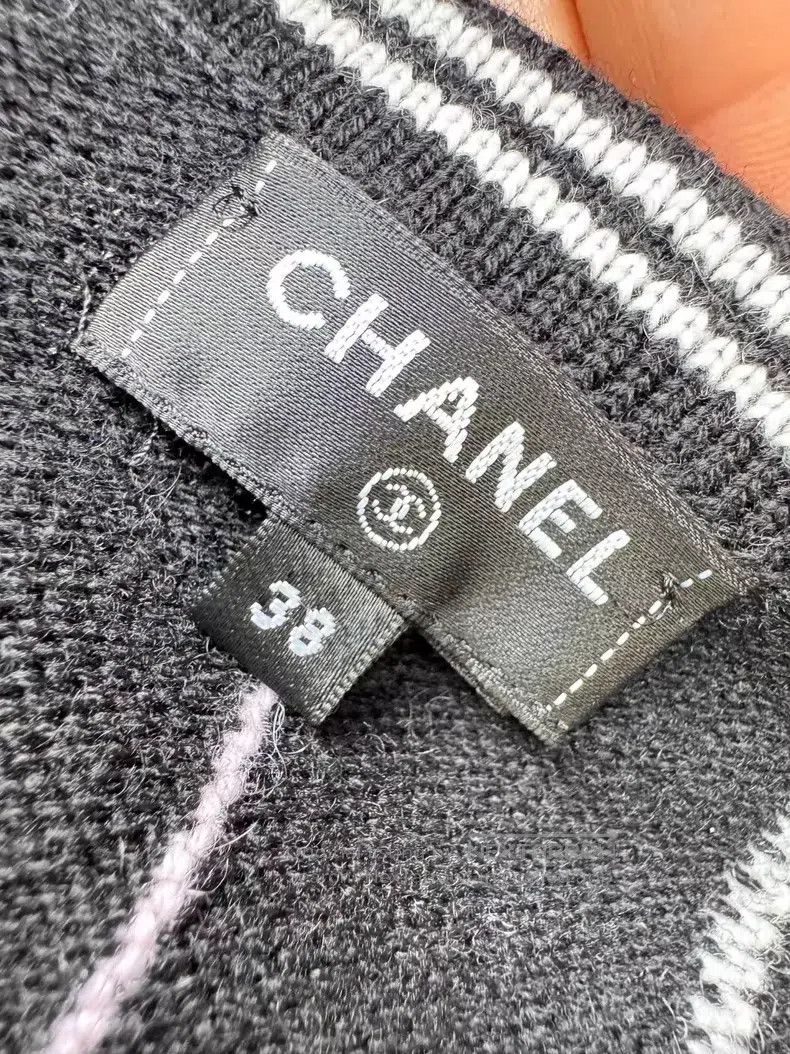 Chanel Chanel Vertical striped knitted suspenders Size XS / US 0-2 / IT 36-38 - 5 Thumbnail