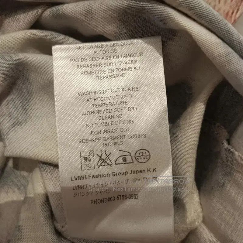 Givenchy Givenchy Multicolor Pattern Cotton T-shirt . Size S / US 4 / IT 40 - 5 Thumbnail