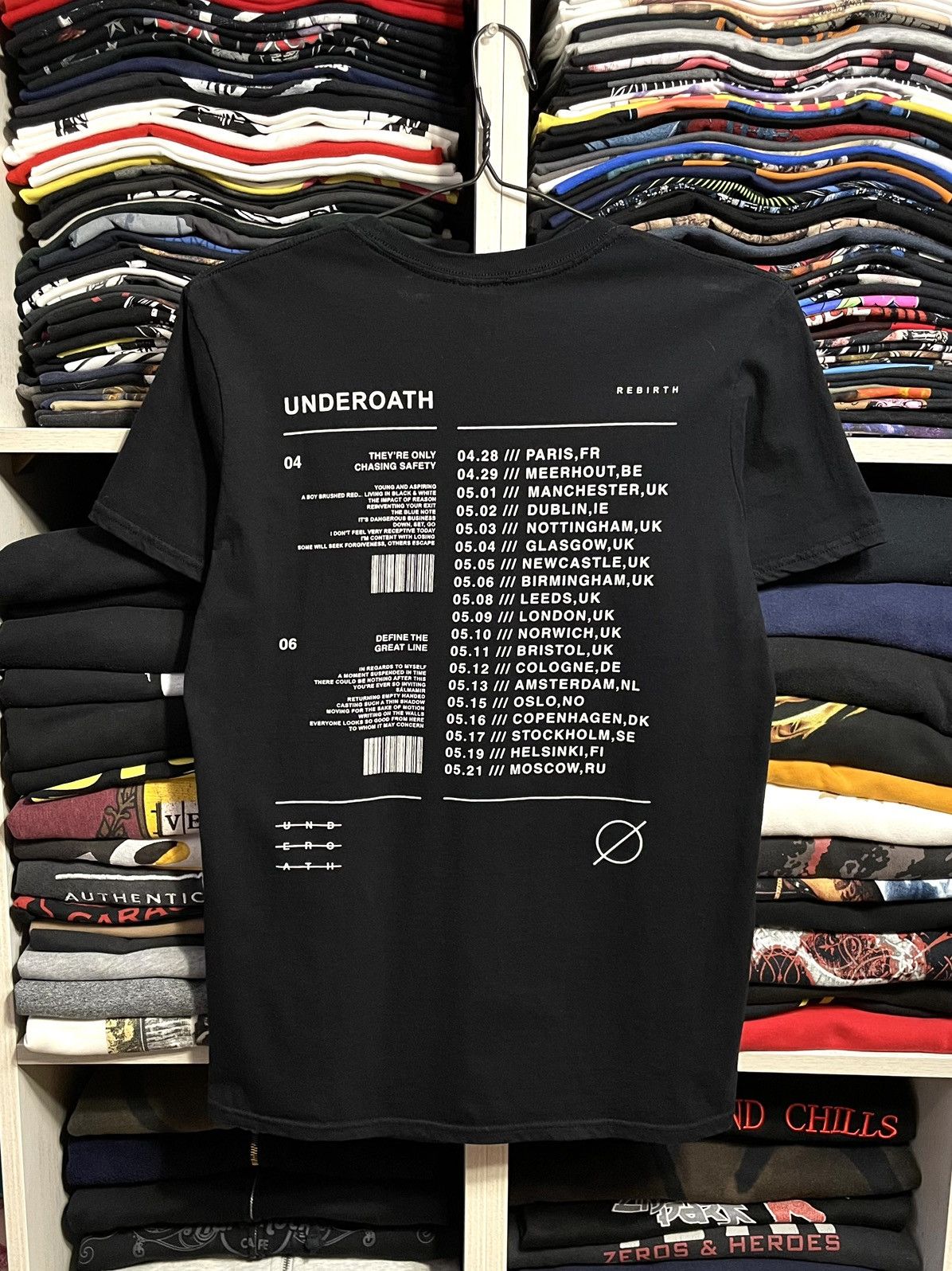 Band Tees Underoath Rebirth 2016 Tour Rock Emo Band T-Shirt Vintage Size US M / EU 48-50 / 2 - 7 Thumbnail