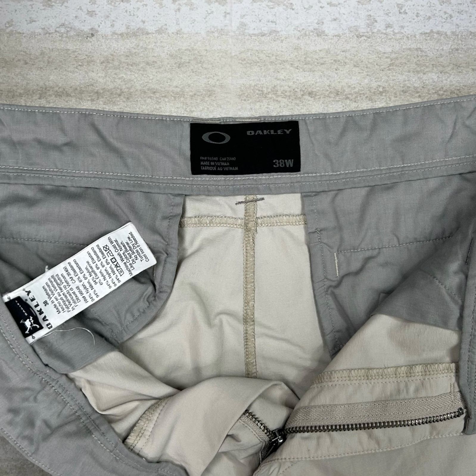 Oakley Vintage Y2K Oakley Shorts 38x12 Light Tan Nylon Subtle Logo Size US 38 / EU 54 - 5 Thumbnail