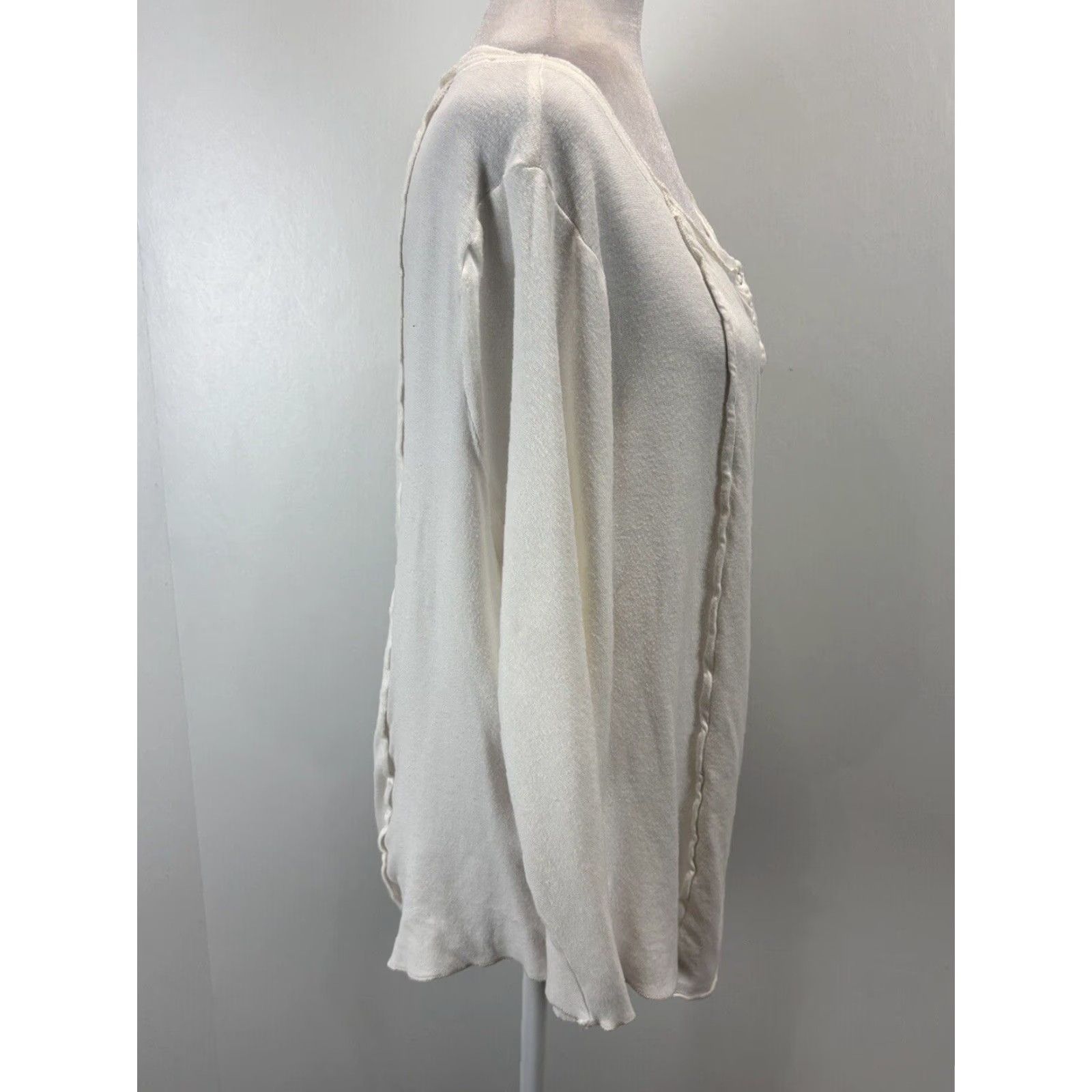 Soft Surroundings VINTAGE Soft Surroundings Women's Casual Long Sleeve Snap Front Top Shirt 1X Ivory Cotton Blend Plus Size Size XL / US 12-14 / IT 48-50 - 4 Thumbnail