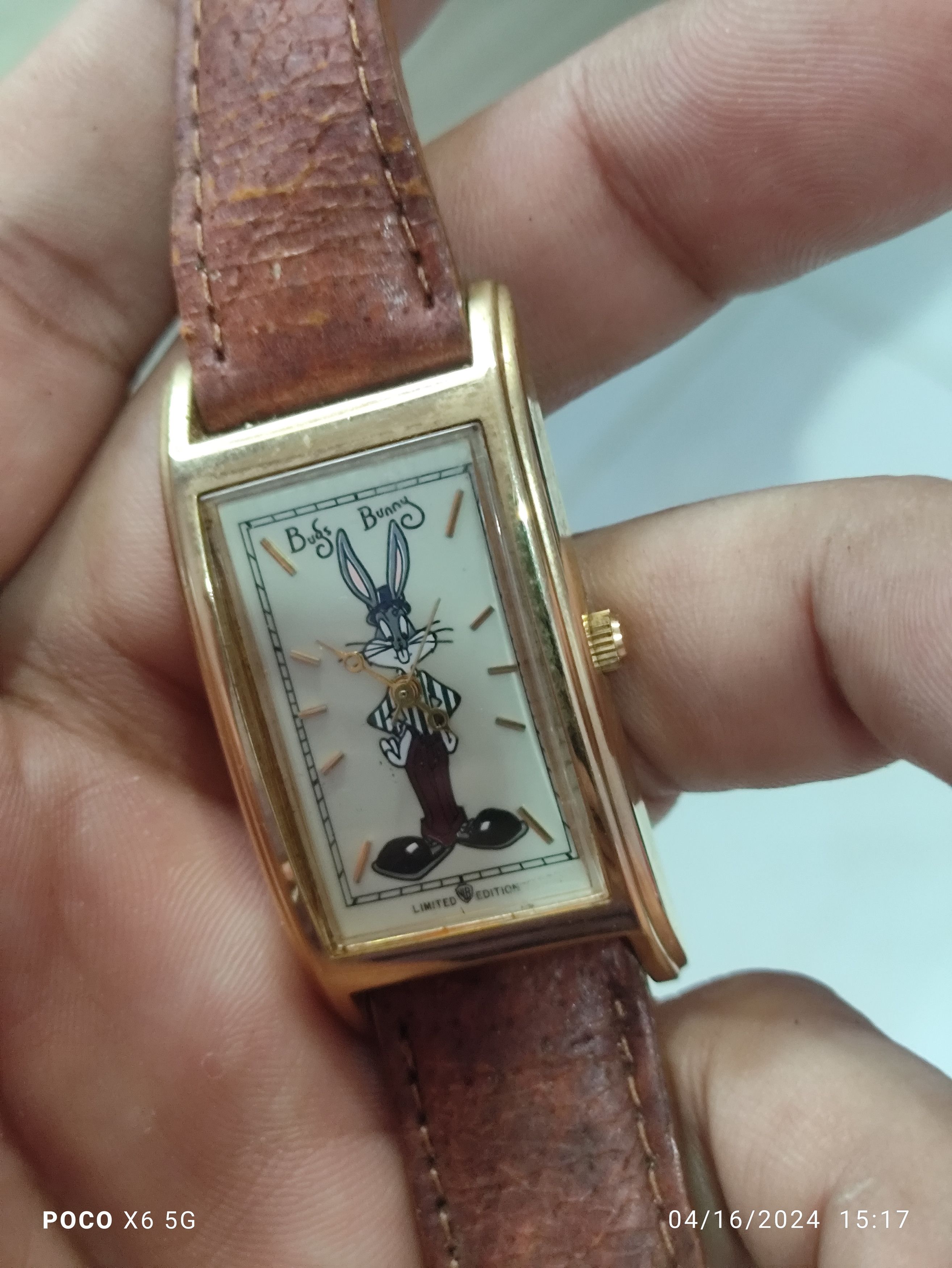 Japanese Brand LIMITED EDITION "BUGS BUNNY" THE WARNER BROS WATCH COLLECT Size ONE SIZE - 6 Thumbnail