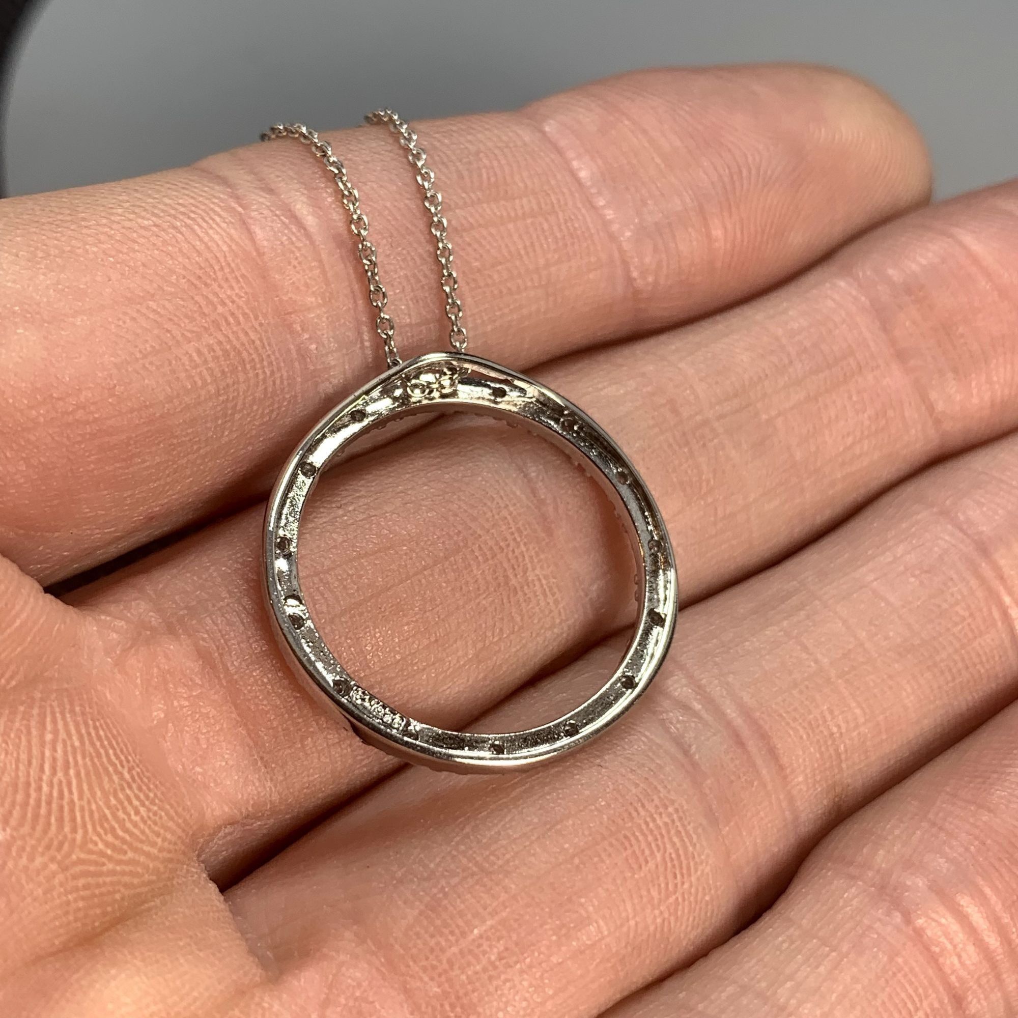 Other VTG Solid Sterling Silver 925 Cubic Zirconia Circle Pendant Size ONE SIZE - 4 Thumbnail