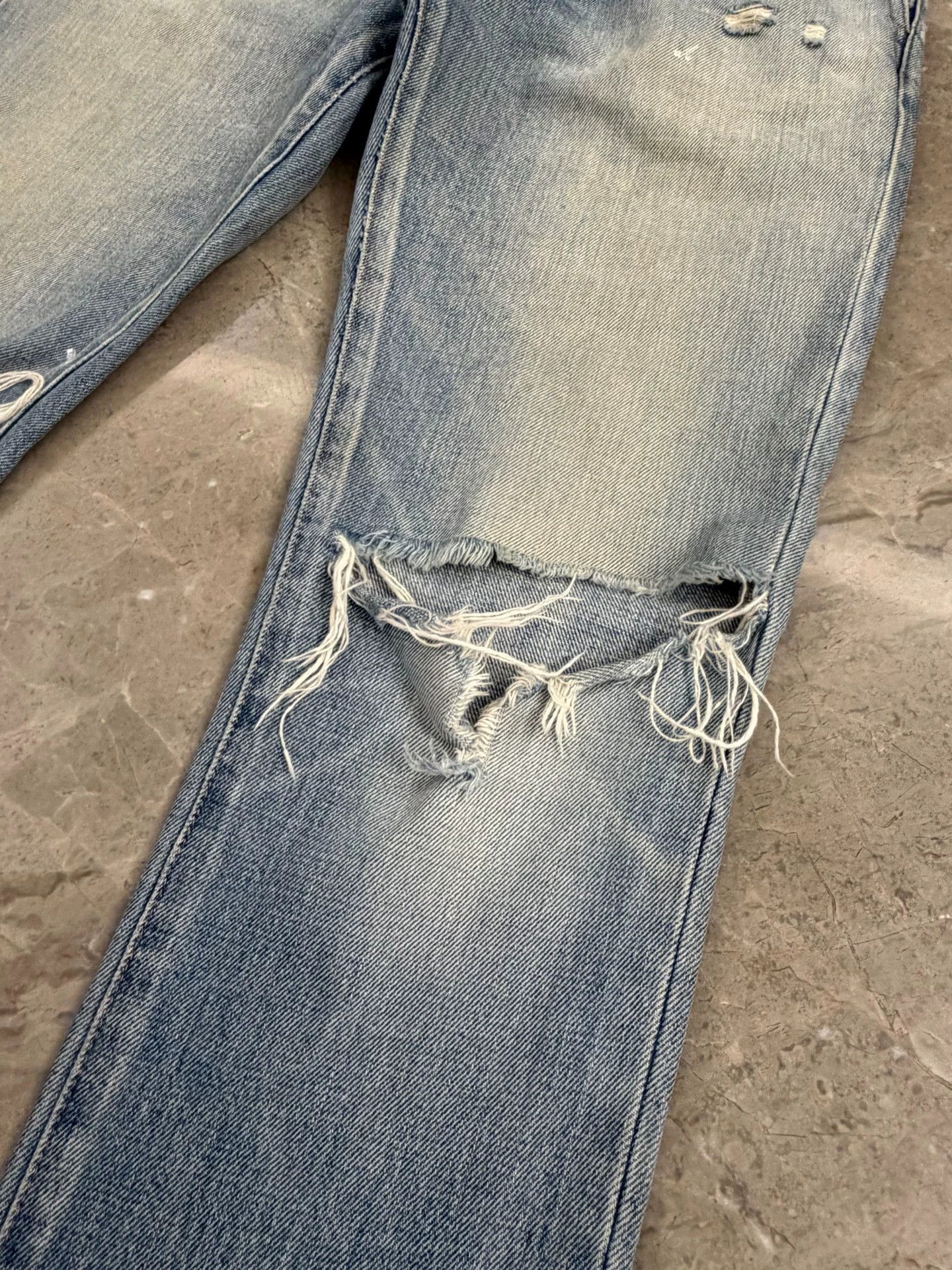 Saint Laurent Paris SLP Blue Cut Distressed Jeans Size 29 Size US 29 - 2 Thumbnail