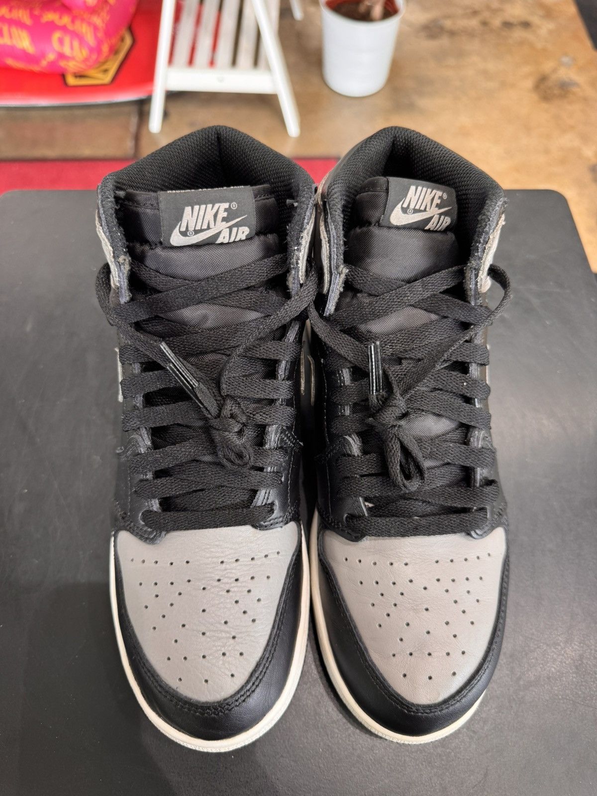 Jordan Brand Air Jordan 1 Shadow Size 7Y (2018) Size US 7 / EU 40 - 2 Thumbnail