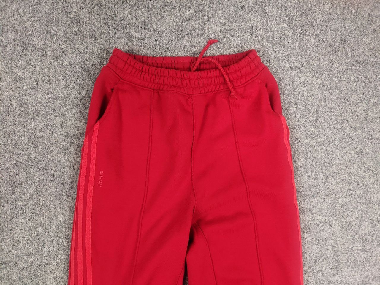 Adidas × Ivy Park Adidas x Ivy Park Design Sweat Pants Unisex Power Red Jogger Size US 32 / EU 48 - 8 Thumbnail