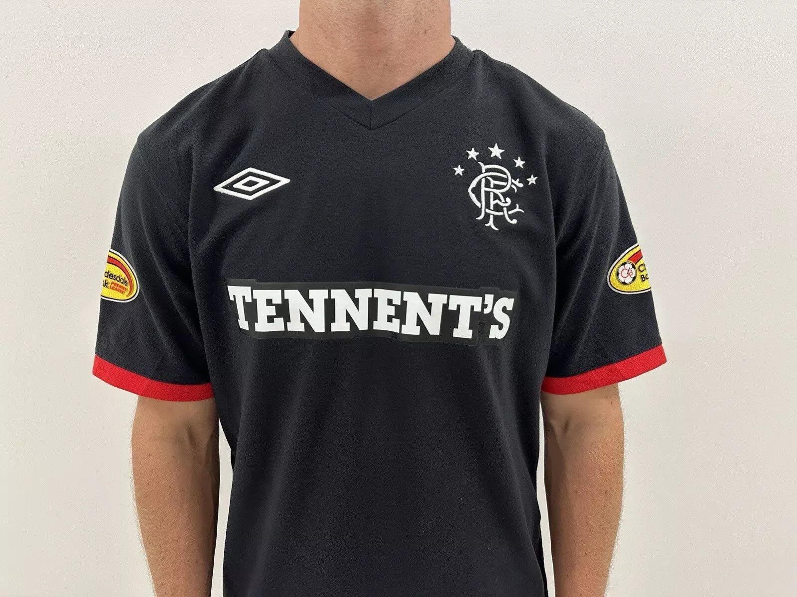 Umbro Rangers 2010 2011 Third 3rd Jersey Soccer #7 Thornton Size US M / EU 48-50 / 2 - 3 Thumbnail
