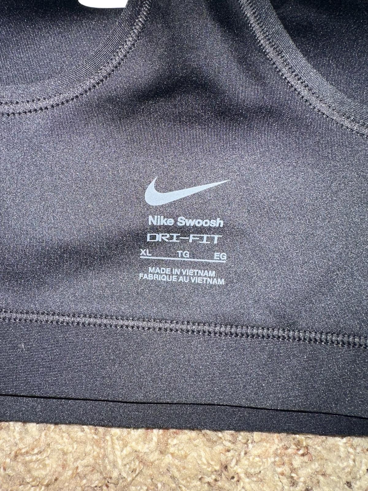 Nike Nike Swoosh Medium Support Women's Padded Sports Bra Size ONE SIZE - 3 Thumbnail