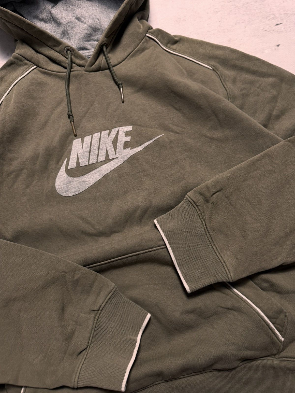 Nike × Vintage NIKE VINTAGE CENTER LOGO OVERSIZE BOXY HOODIE Size US L / EU 52-54 / 3 - 4 Thumbnail