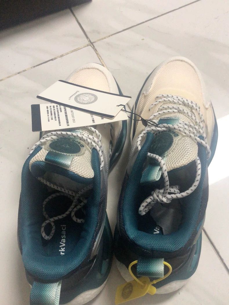 Versace Versace Men's casual shoes Size US 9 / EU 42 - 6 Thumbnail