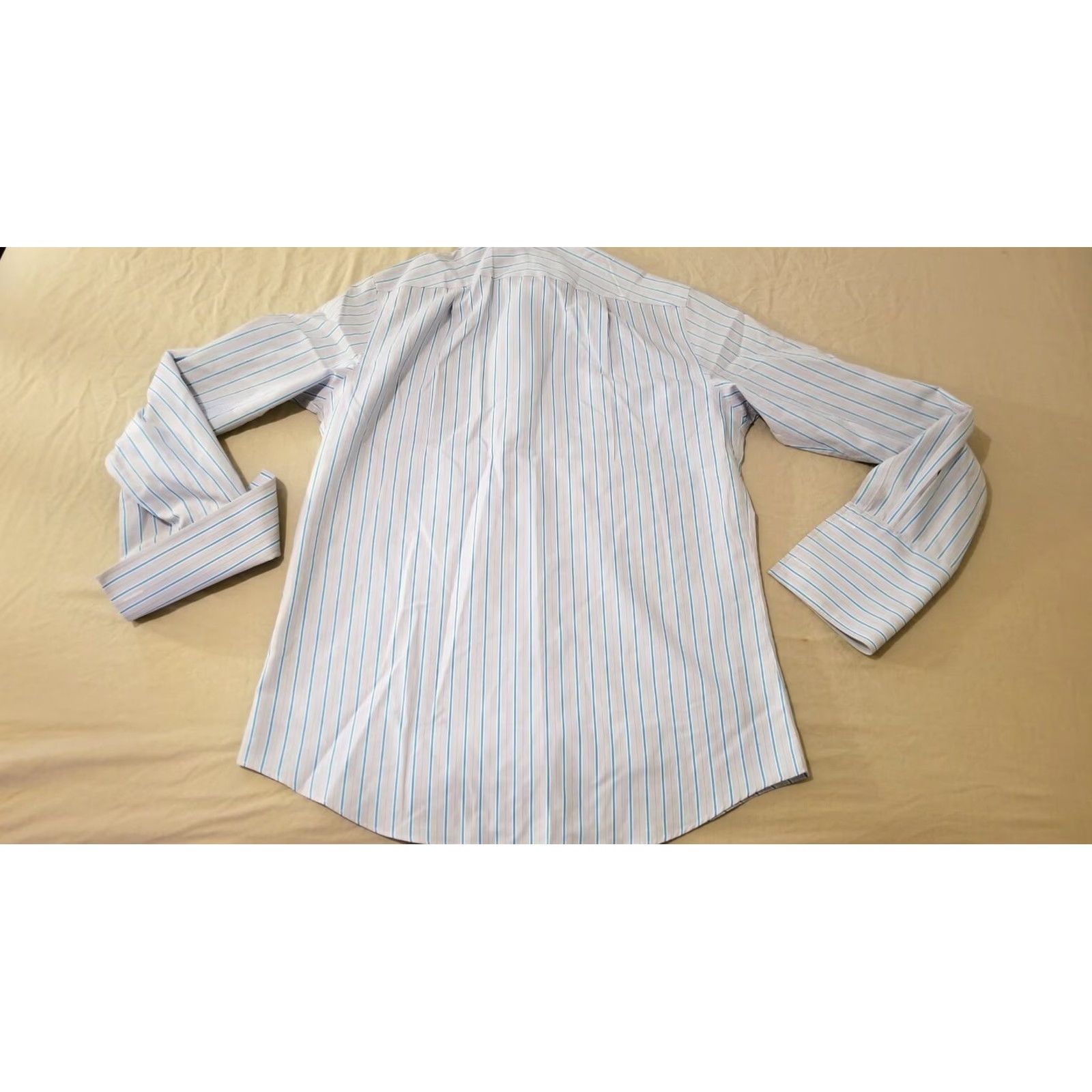 Charles Tyrwhitt Mens Charles Tyrwhitt Dress Shirt 15 33 Grey Cotton Blue Button Regular Shirt Mens 15 33 Gray Blue Cotton Charles Tyrwhitt Size 40R - 4 Thumbnail