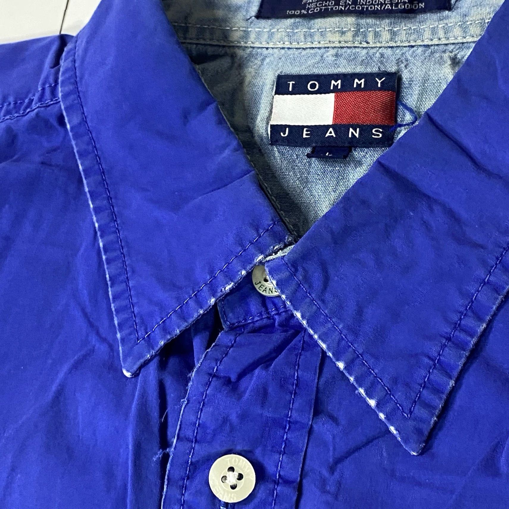 Tommy Hilfiger VINTAGE Tommy Hilfiger Shirt L Blue Button-Up Long Sleeve Distressed Rare Embroidered 90s Sailing Gear Mens Casual Size US L / EU 52-54 / 3 - 6 Thumbnail