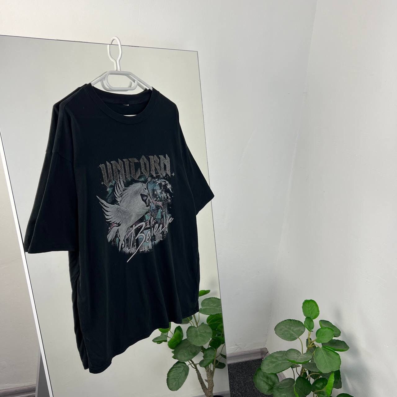 Band Tees Unicorn Believer T-shirt Y2K Baggy Size US XL / EU 56 / 4 - 1 Thumbnail