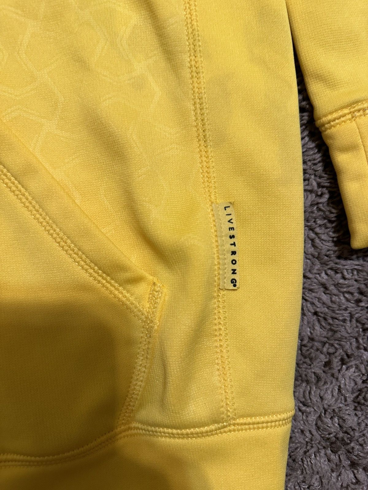 Nike × Vintage Vintage Nike dri fit “triple yellow” hoodie 00s size medium Size US M / EU 48-50 / 2 - 3 Thumbnail