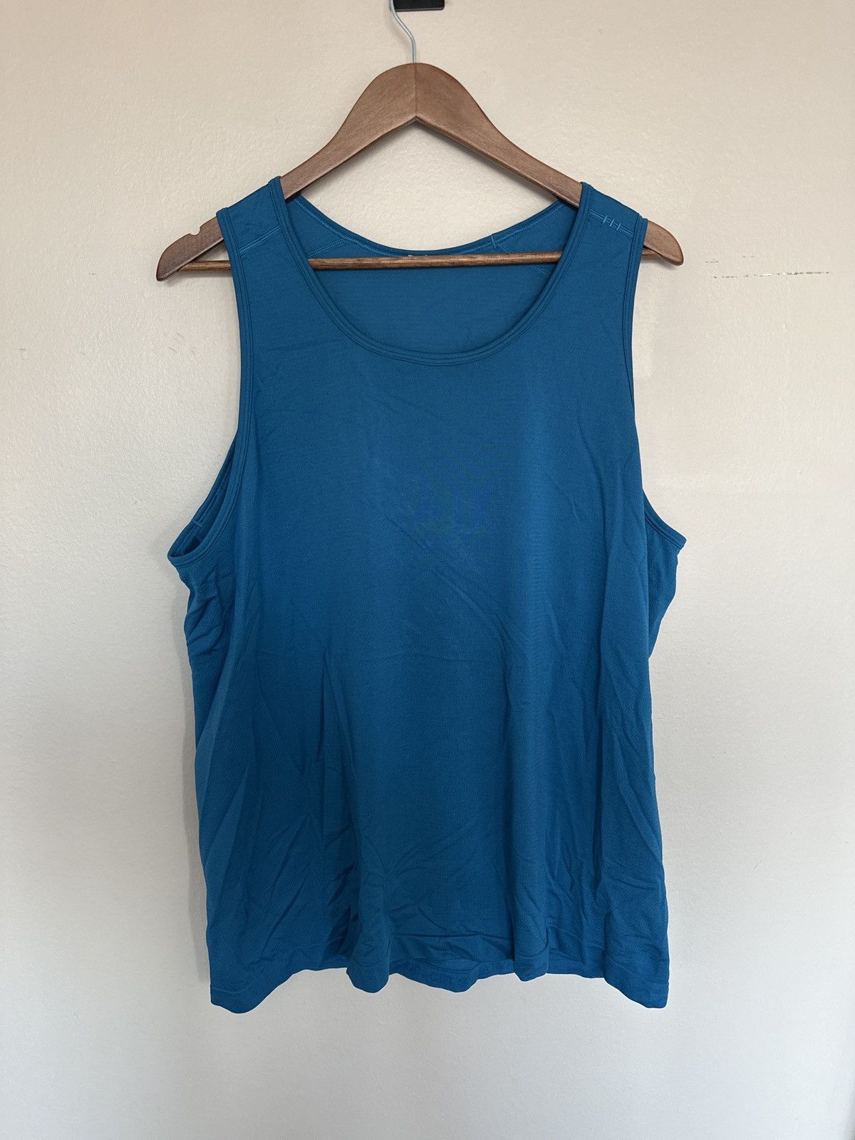 Lululemon Lululemon Tank Top Size US XL / EU 56 / 4 - 1 Thumbnail