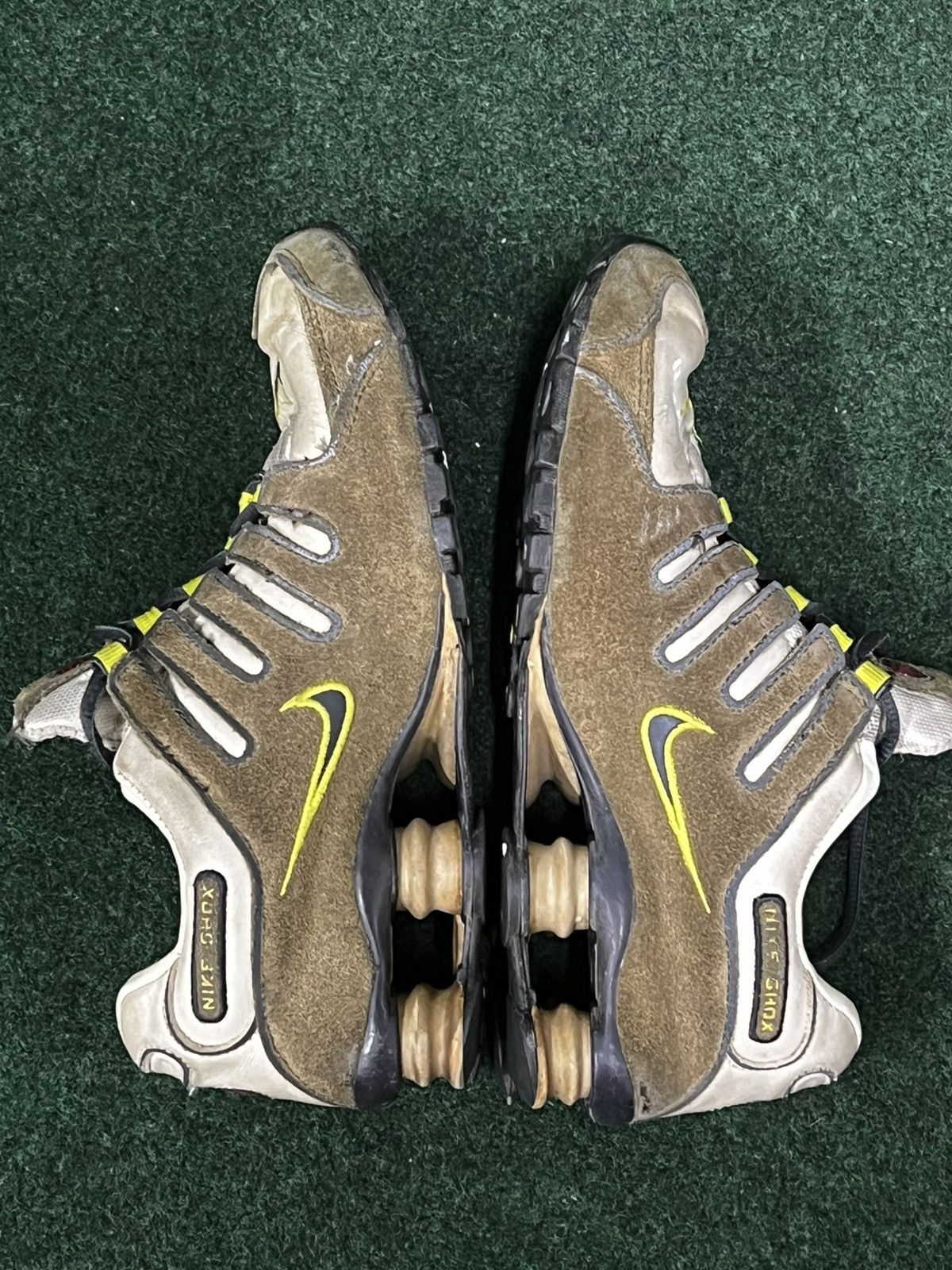 Nike 2007 Nike Shox NZ Size US 5.5 / EU 38 - 4 Thumbnail