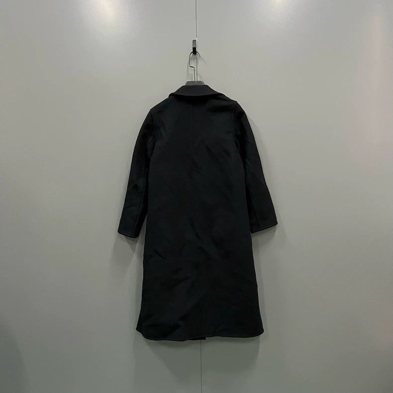 Louis Vuitton Louis Vuitton size 36 Black coat with full print of old flo Size US M / EU 48-50 / 2 - 2 Thumbnail