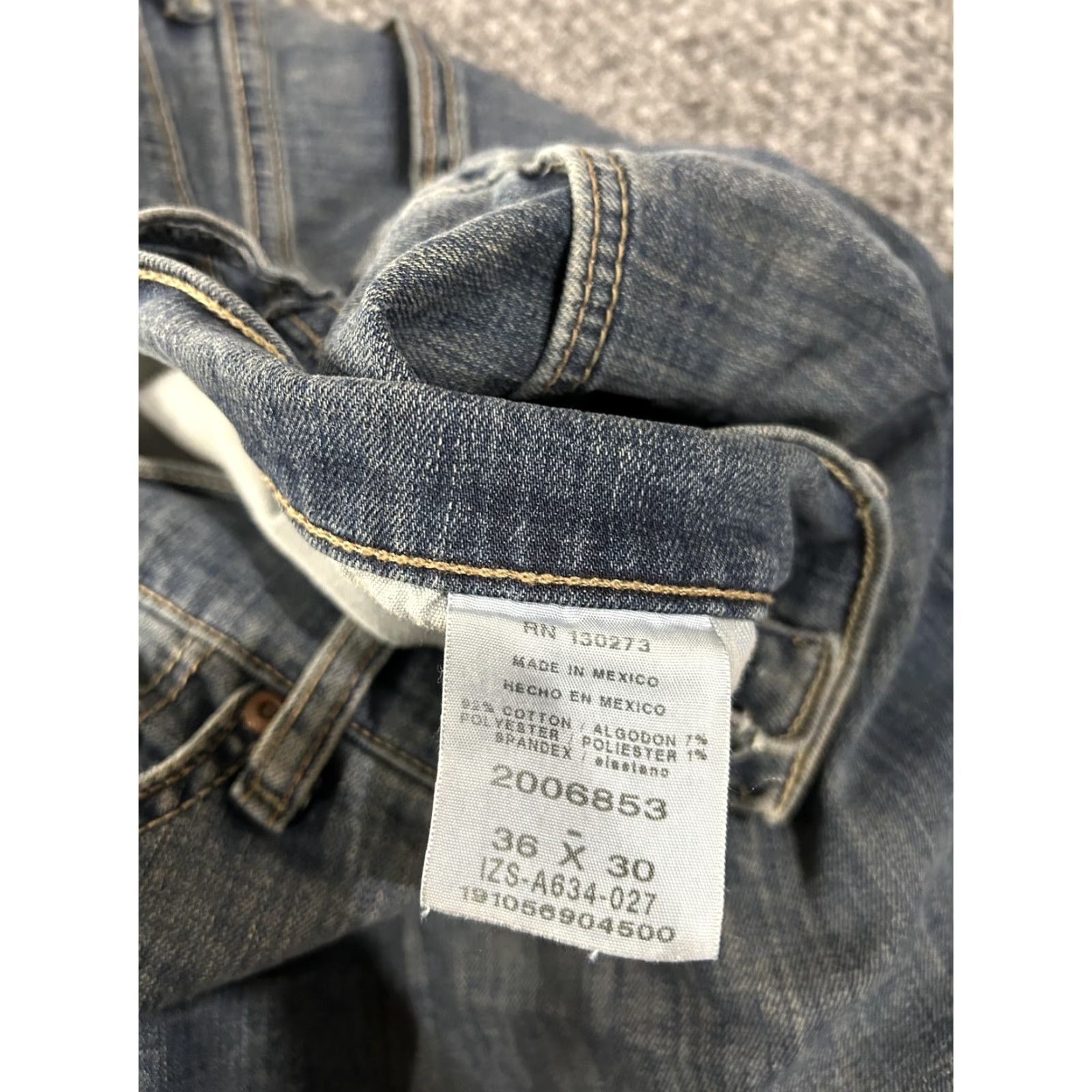 Lee Lee Jeans Mens 36x30 Blue Classic Fit Straight Leg Denim Stretch Jeans Mens 36 Inseam 30 Waist 36 Medium Blue Lee Brand Size US 36 / EU 52 - 6 Thumbnail