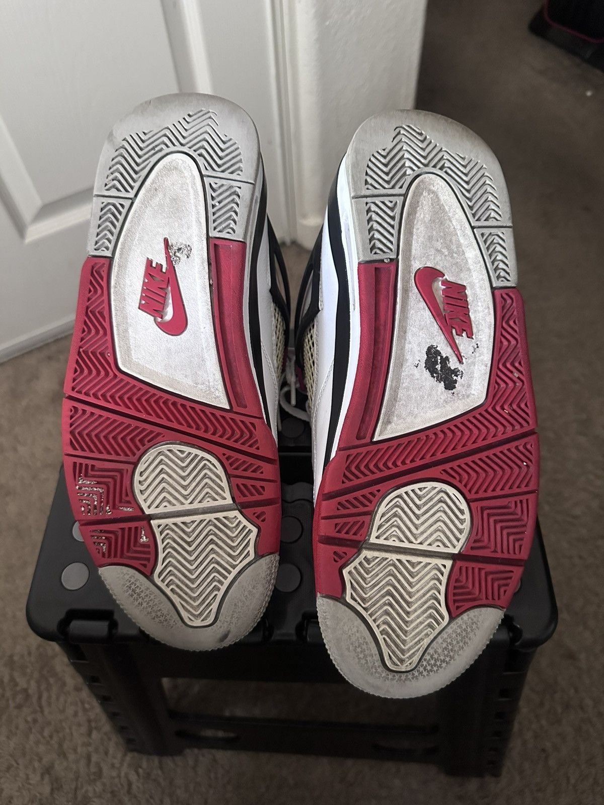 Jordan Brand Jordan 4- Bred Size US 8 / EU 41 - 5 Thumbnail