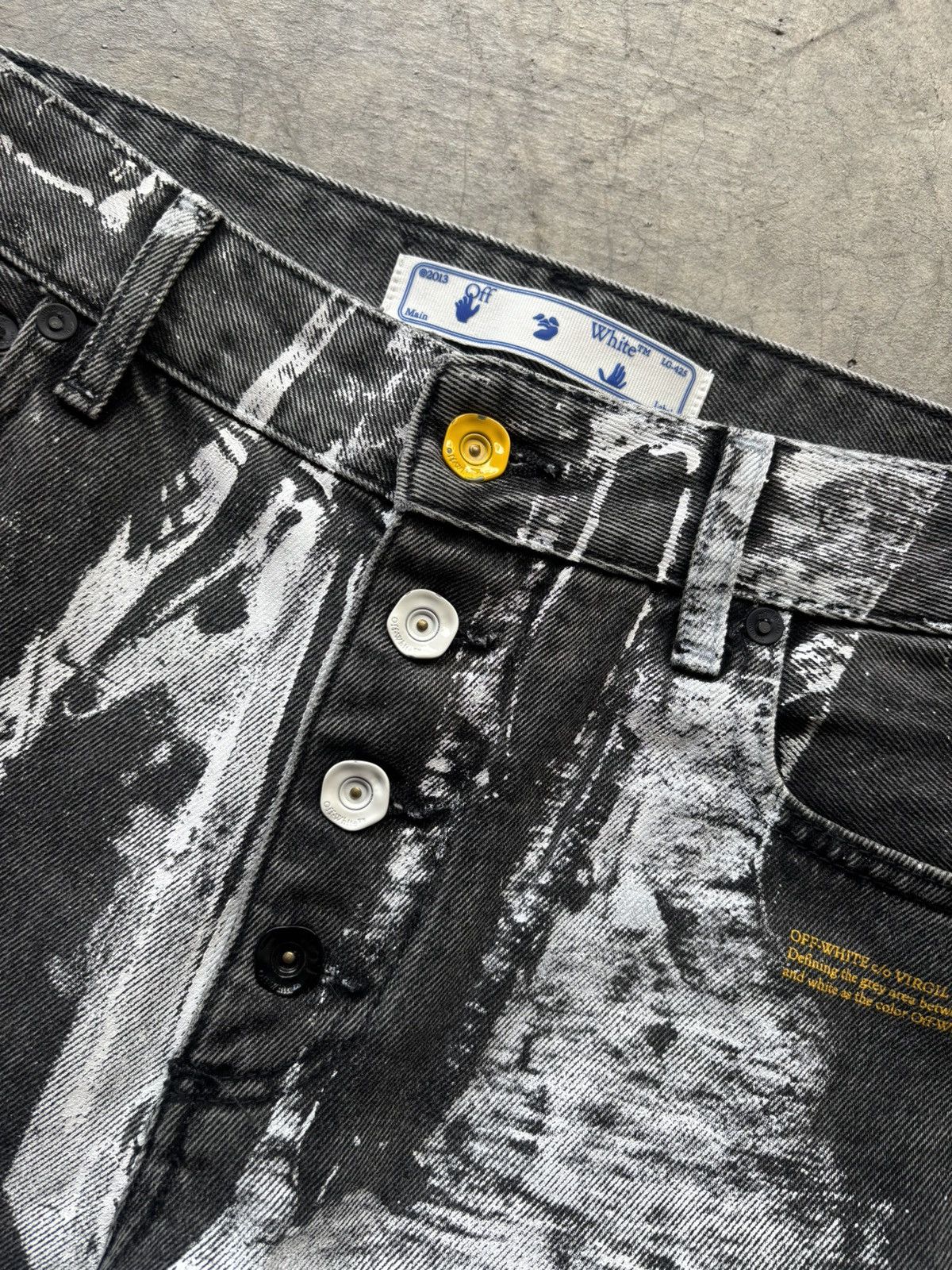 Off-White Off White X Pablo Tomek Straight Painted Jeans Size US 32 / EU 48 - 6 Thumbnail